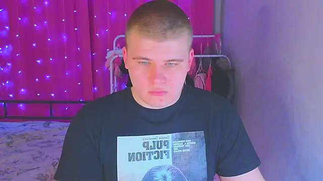 kittenmurr online show from February 22, 9:16 pm