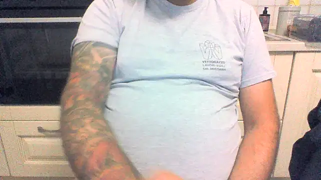 lukeluke69 online show from September 19, 11:26 pm