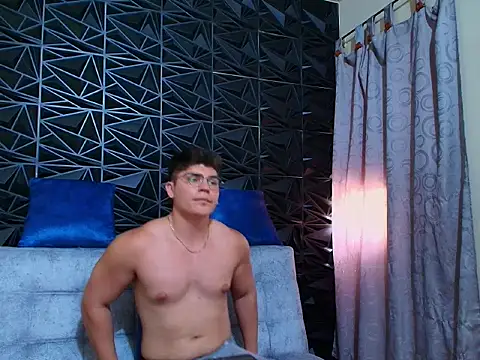 Jared Rosse online show from December 15, 5:54 pm