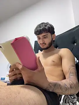 Nas-z09 online show from March 6, 9:01 pm