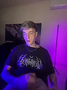 davesinner online show from February 19, 12:30 am