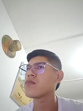 Ajhg98 online show from March 20, 2:48 am