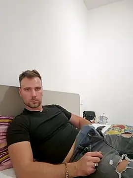 mrlyuis online show from September 16, 7:25 pm