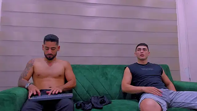 mike friends online show from November 19, 1:05 am