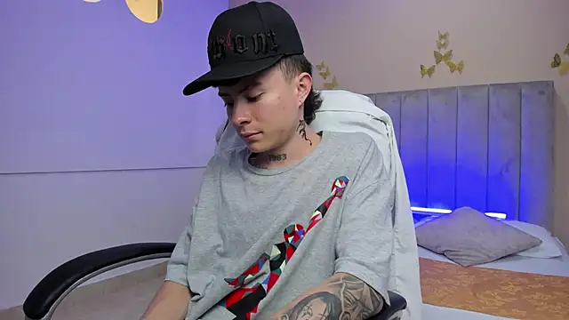 Nascary Fox online show from February 3, 7:08 pm