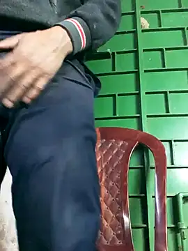 boyraj28 online show from February 16, 7:56 pm