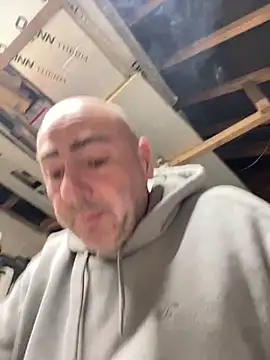 Richmcgee online show from March 22, 8:14 pm