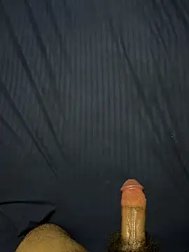 aliahmed98770 online show from April 18, 5:47 pm