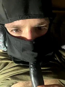 Snapshot of sexyarmy001 chatting on September 25, 8:19 pm sexyarmy001 online show from September 25, 8:19 pm