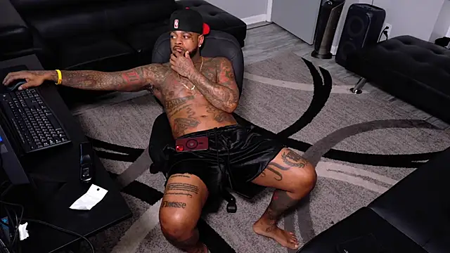 SLANGONDEMHOES online show from February 4, 1:17 pm