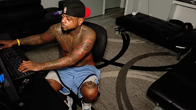 SLANGONDEMHOES online show from March 10, 6:30 am