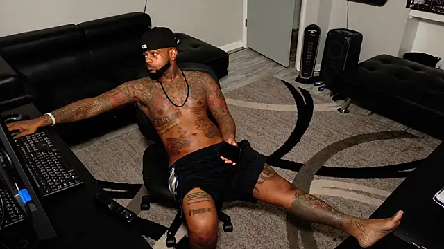 SLANGONDEMHOES online show from February 10, 7:46 am