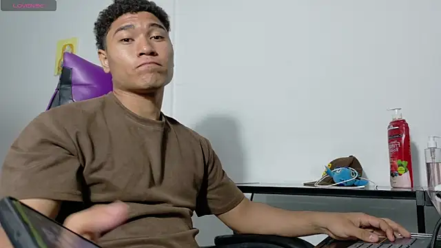 kenji azura1 online show from March 28, 2:45 am