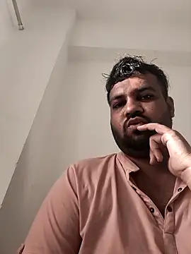 vinay smalldick online show from May 19, 1:56 am