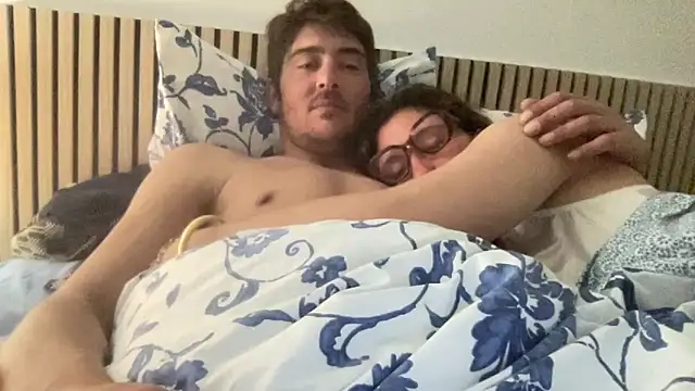 IndulgedPicker online show from April 7, 9:15 pm