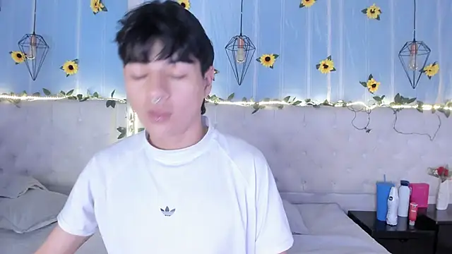 AleAurarashi online show from November 7, 8:07 am