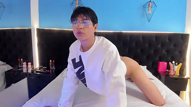 AleAurarashi online show from September 23, 7:46 pm