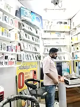 avi007p online show from April 7, 2:50 pm