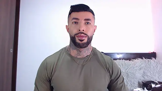 andrea de lucaa online show from January 9, 4:18 am