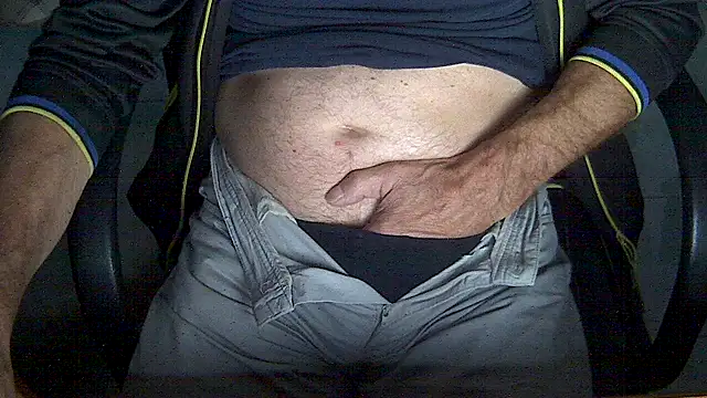 velikifant7 online show from November 28, 6:16 am