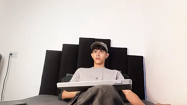 alexmark  online show from November 28, 1:35 pm