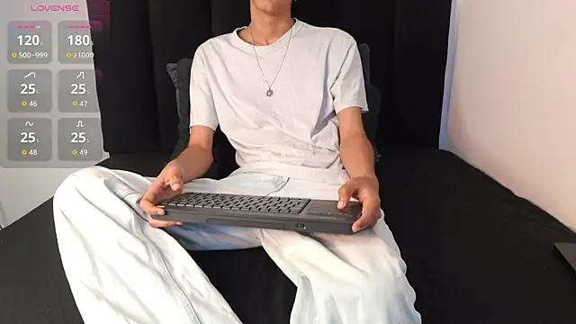 alexmark  online show from December 16, 1:40 pm