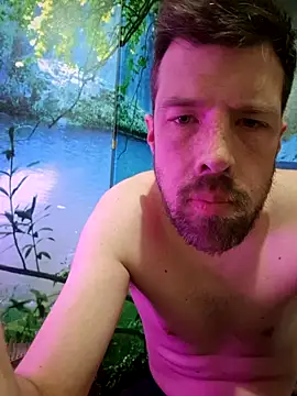 welcome-to-the-jungle online show from April 18, 8:09 pm