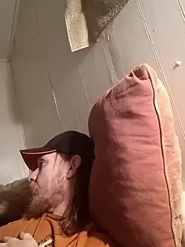 Poundtown1226 online show from February 13, 11:43 pm