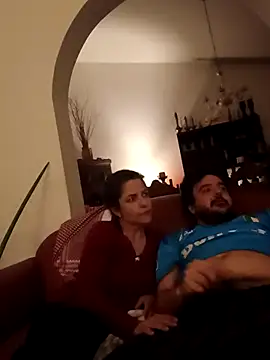 CasalTopaTudo online show from September 10, 10:52 pm