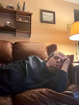 Stephanie1984 online show from October 29, 2:47 am