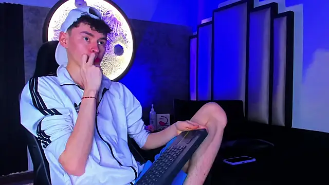 Deivid oficial20 online show from October 27, 7:27 pm