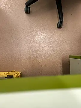 Normalludo0202 online show from April 23, 12:29 pm