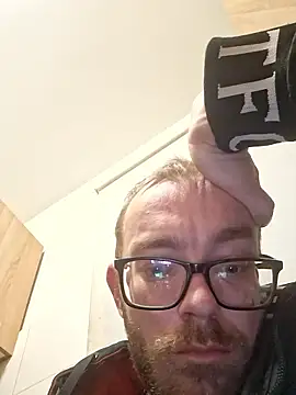 948197 online show from January 12, 4:33 pm