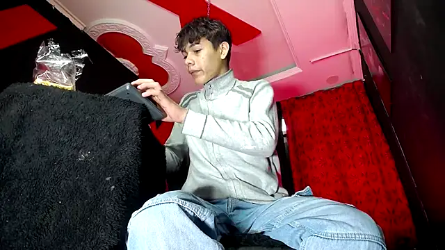 SemerHott online show from September 25, 2:38 pm