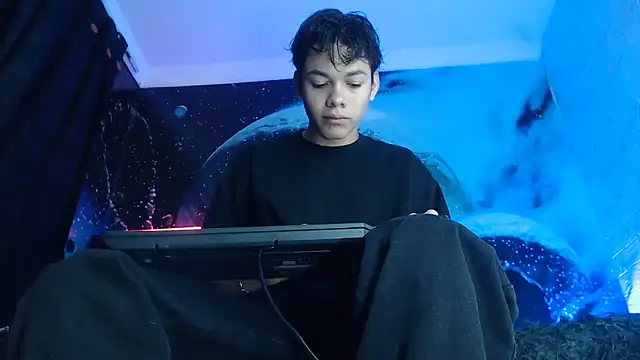 SemerHott online show from October 19, 1:14 pm