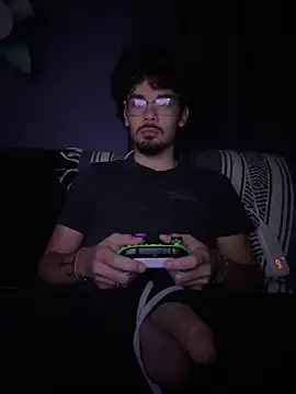 bigbrownpleasure online show from November 12, 5:24 am