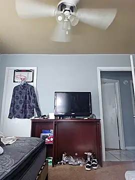 Pitudo786 online show from April 25, 3:31 pm