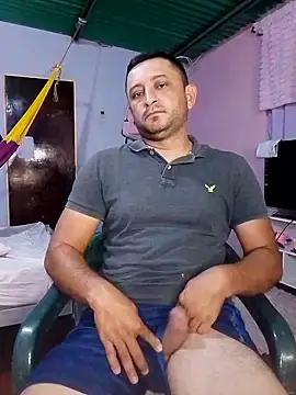 Snapshot of arnaldof50 chatting on September 10, 2:21 am arnaldof50 online show from September 10, 2:21 am