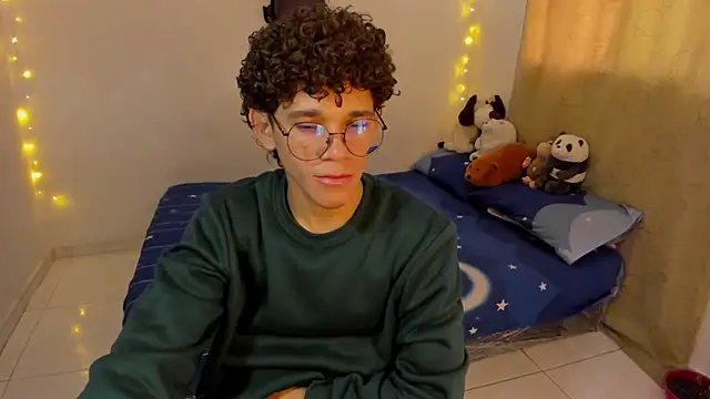 Tom Blues online show from November 26, 4:10 pm