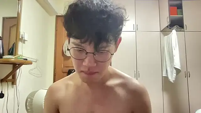 Passionatetwink2 online show from September 20, 5:02 pm