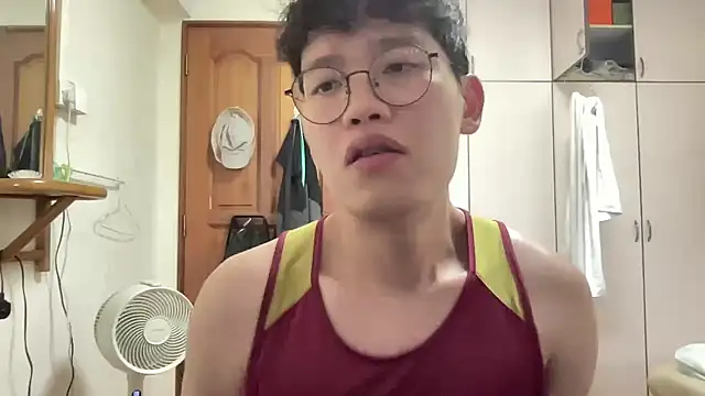 Passionatetwink2 online show from September 19, 9:10 am