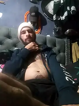 hairy mannn online show from March 28, 1:33 pm