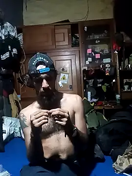 hairy mannn online show from November 4, 7:15 pm