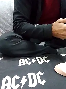 yazinyazin1 online show from December 19, 5:26 am