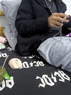 yazinyazin1 online show from December 1, 1:47 pm