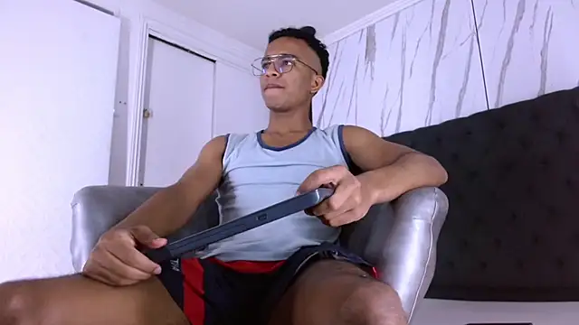 aston xvera online show from December 16, 12:34 pm