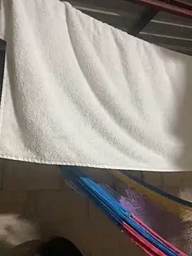 santyhotbi online show from February 13, 8:53 am