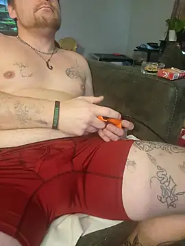 GladsomeLark online show from March 19, 1:14 pm