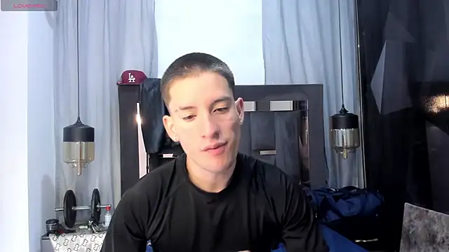 HunterHeat  online show from April 21, 1:17 pm