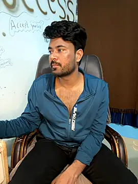 MeekBatgirl online show from November 21, 4:28 pm